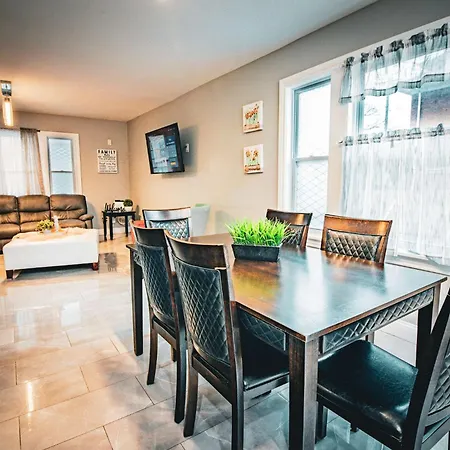 The Horseshoe Villa 6Br 2 Bath Near The Falls Niagara Falls Exterior photo