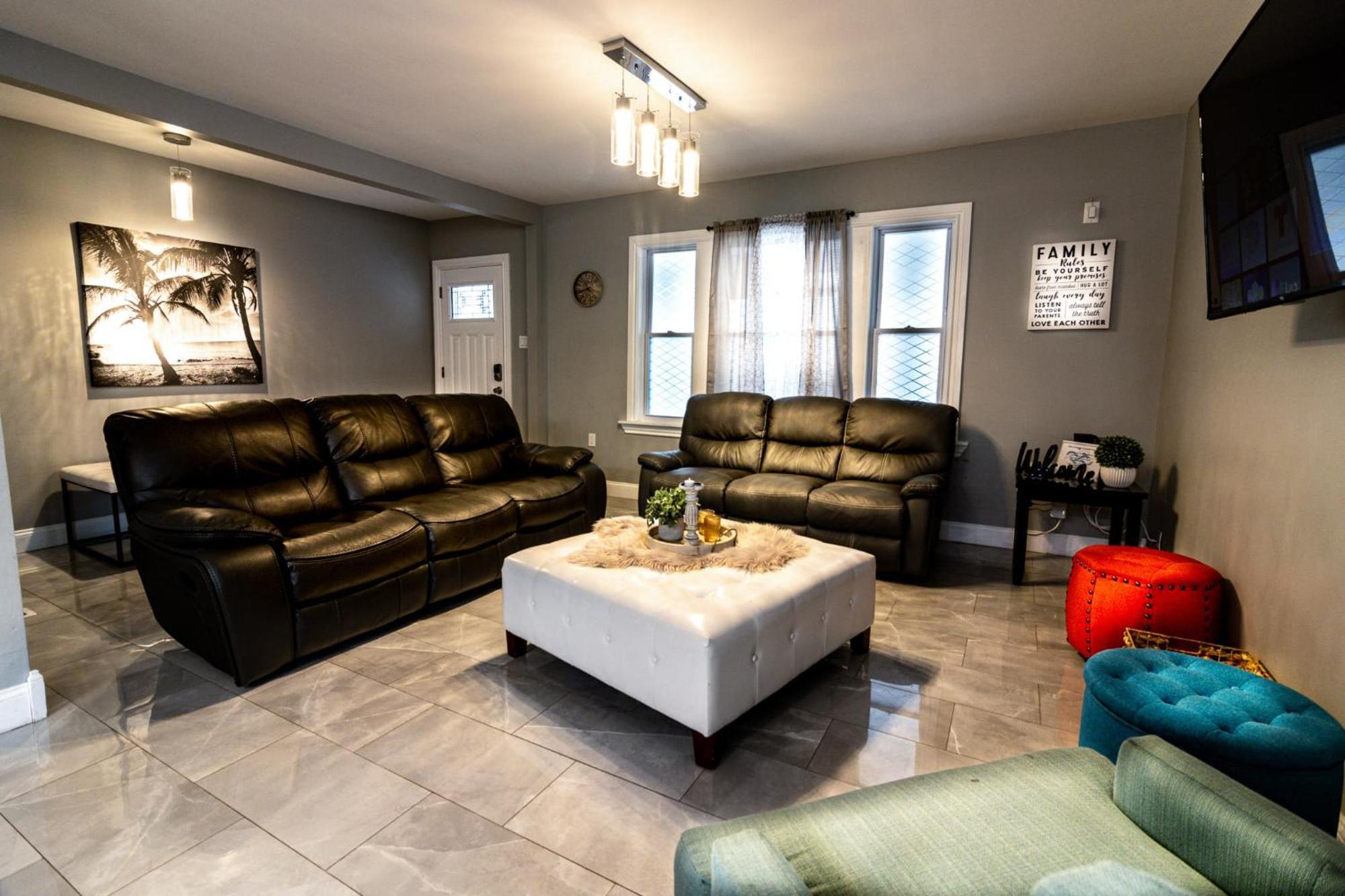 The Horseshoe 6br 2 Bath Near The Falls * Niagara Falls