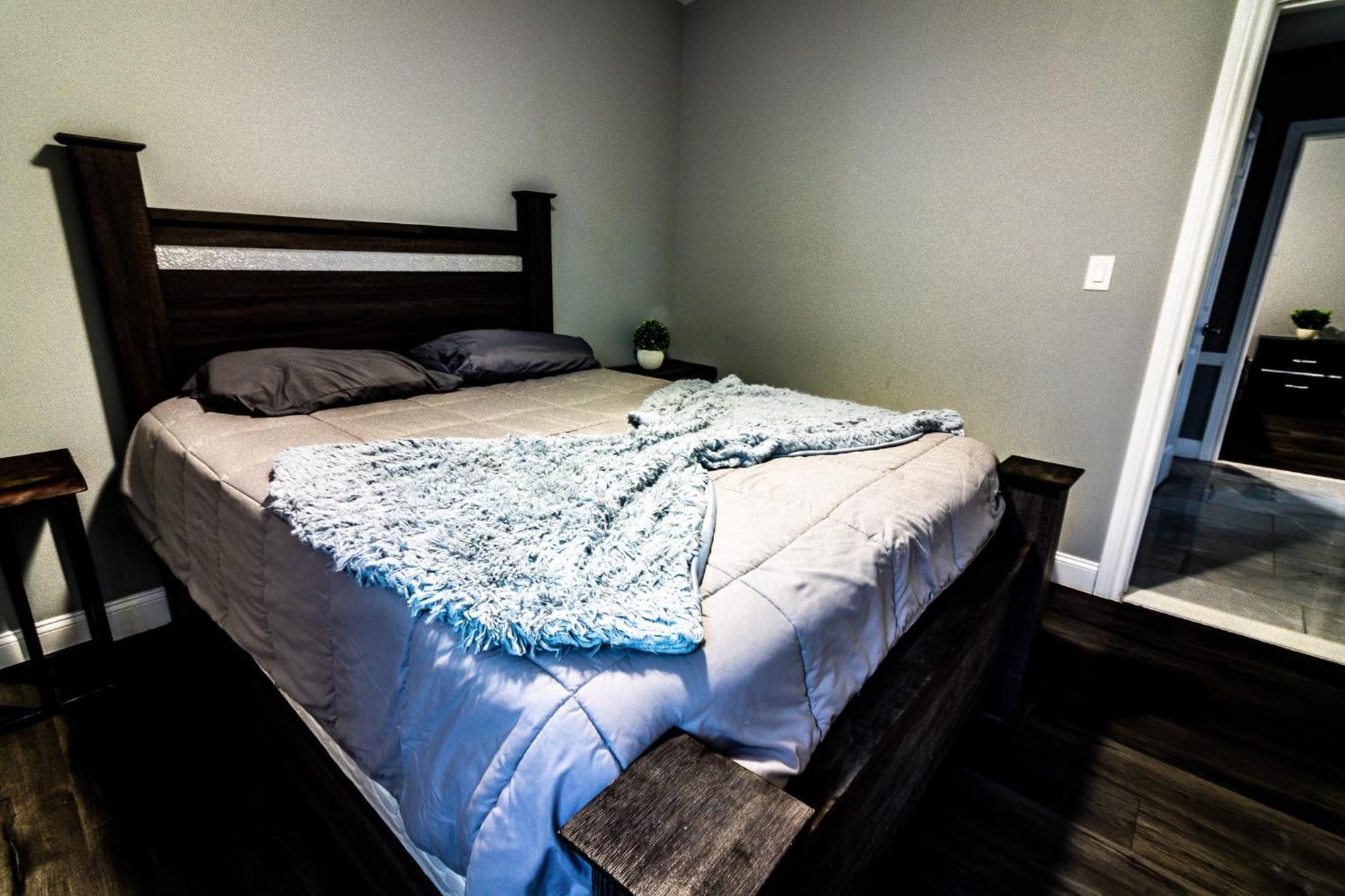 Holiday home The Horseshoe 6br 2 Bath Near The Falls Niagara Falls