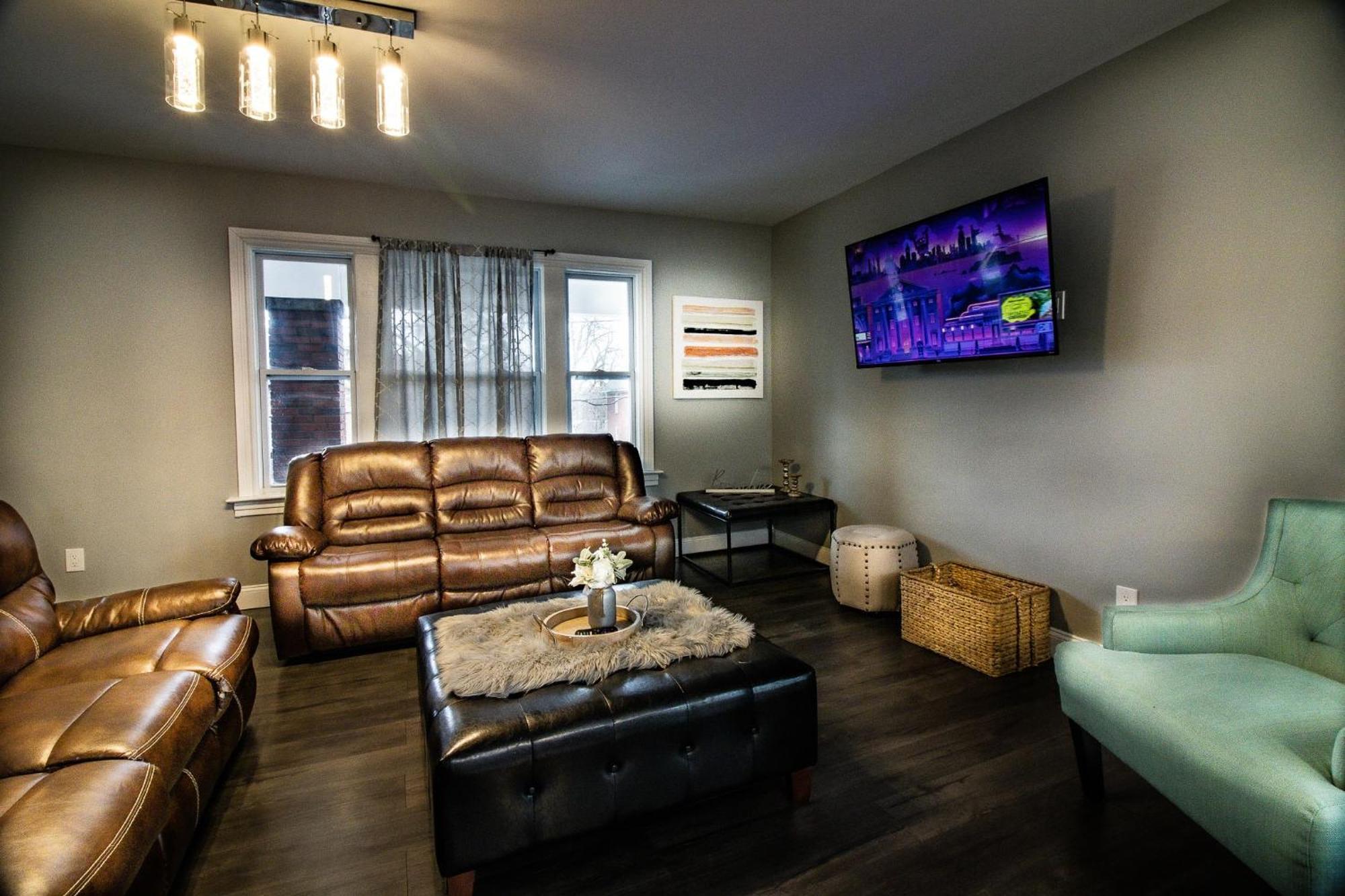 The Horseshoe 6br 2 Bath Near The Falls *