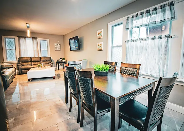 The Horseshoe Villa 6Br 2 Bath Near The Falls
