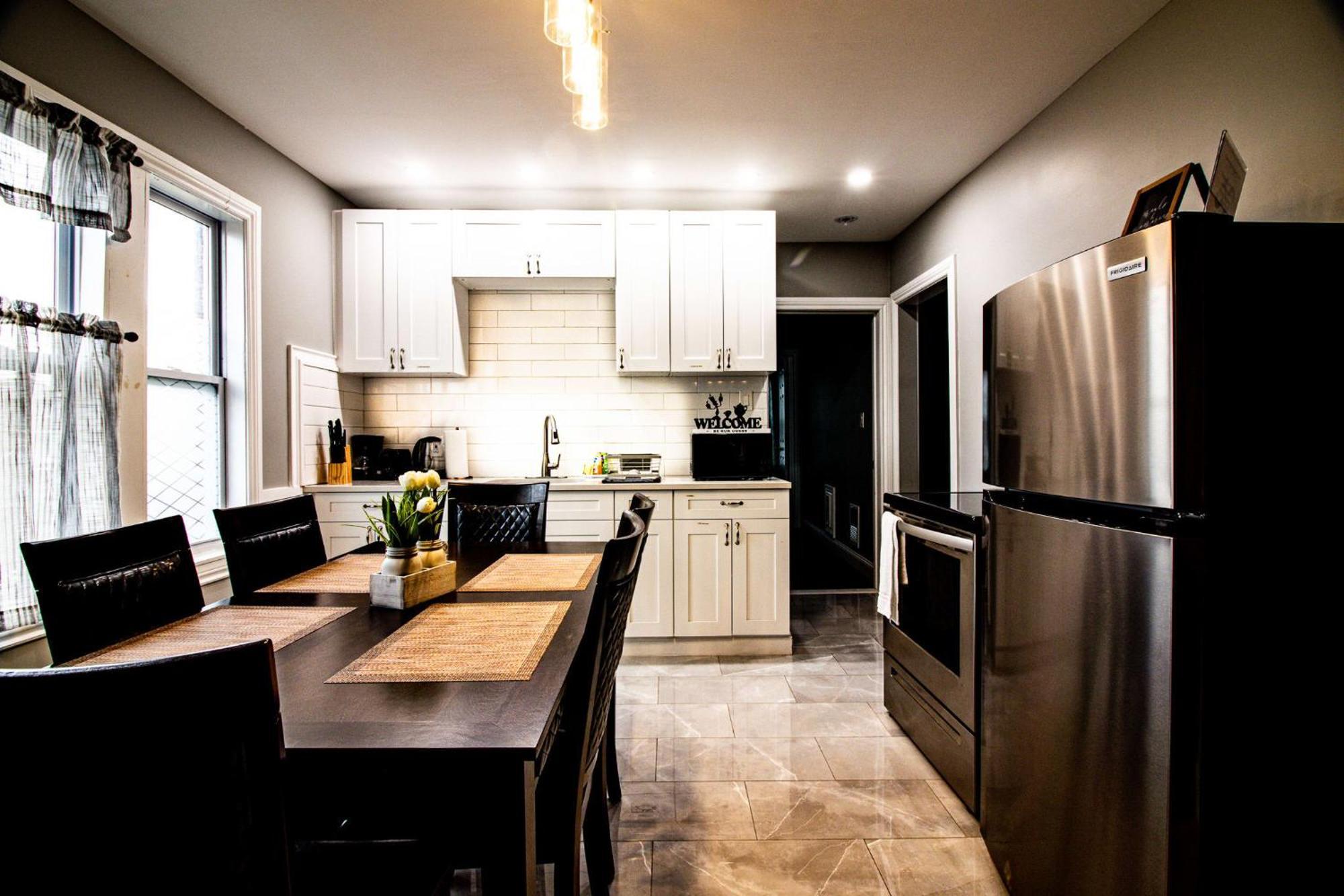 The Horseshoe 6br 2 Bath Near The Falls Holiday home Niagara Falls